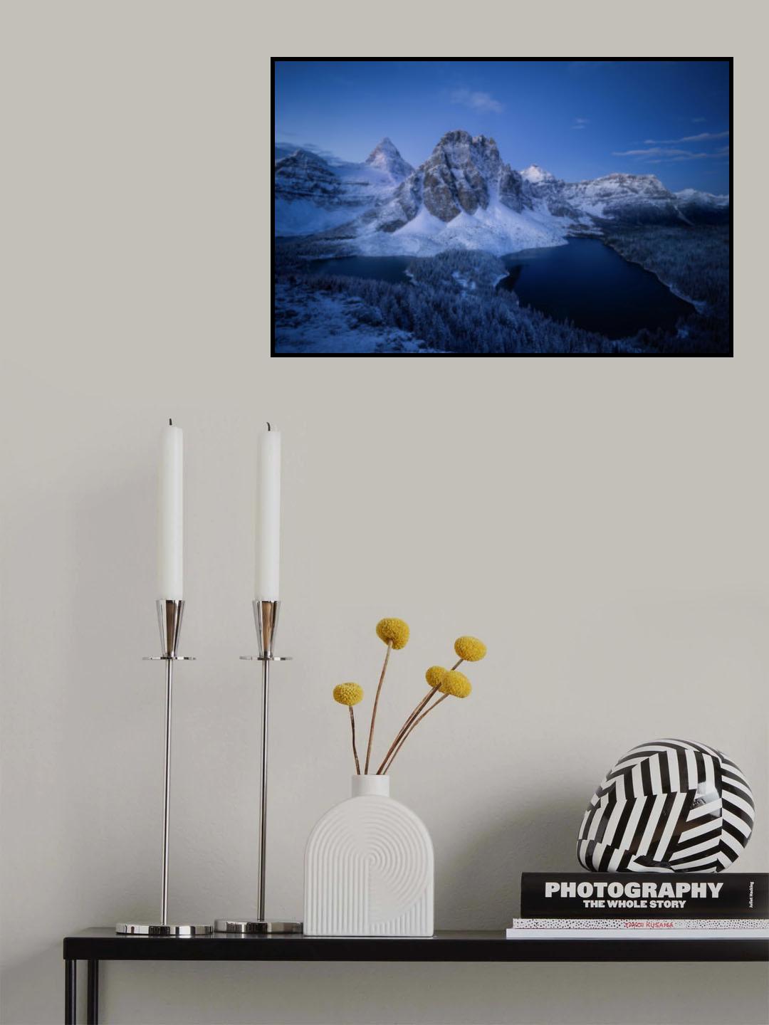 Twilight’s Whisper on Mount Assiniboine Poster och Canvastavla