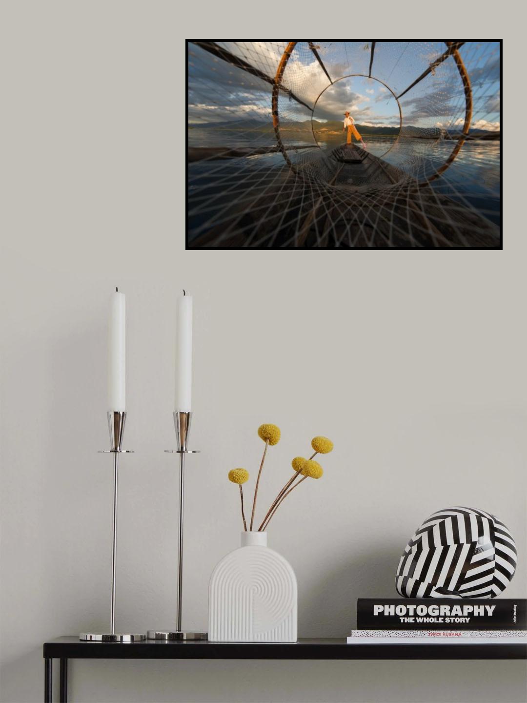 Fisherman on Inle Lake Poster och Canvastavla