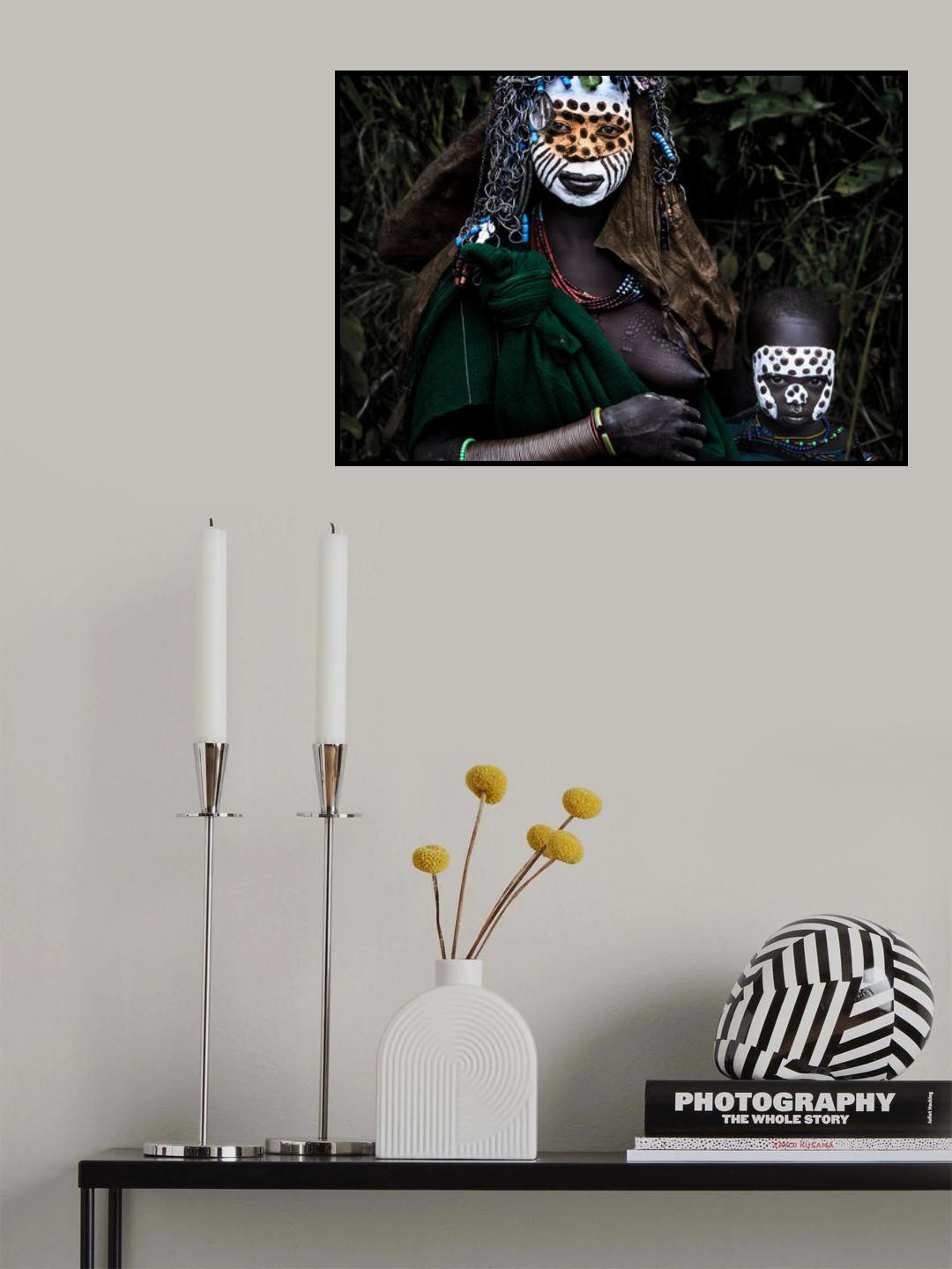 Surma tribe woman and her child - Ethiopia. Poster och Canvastavla