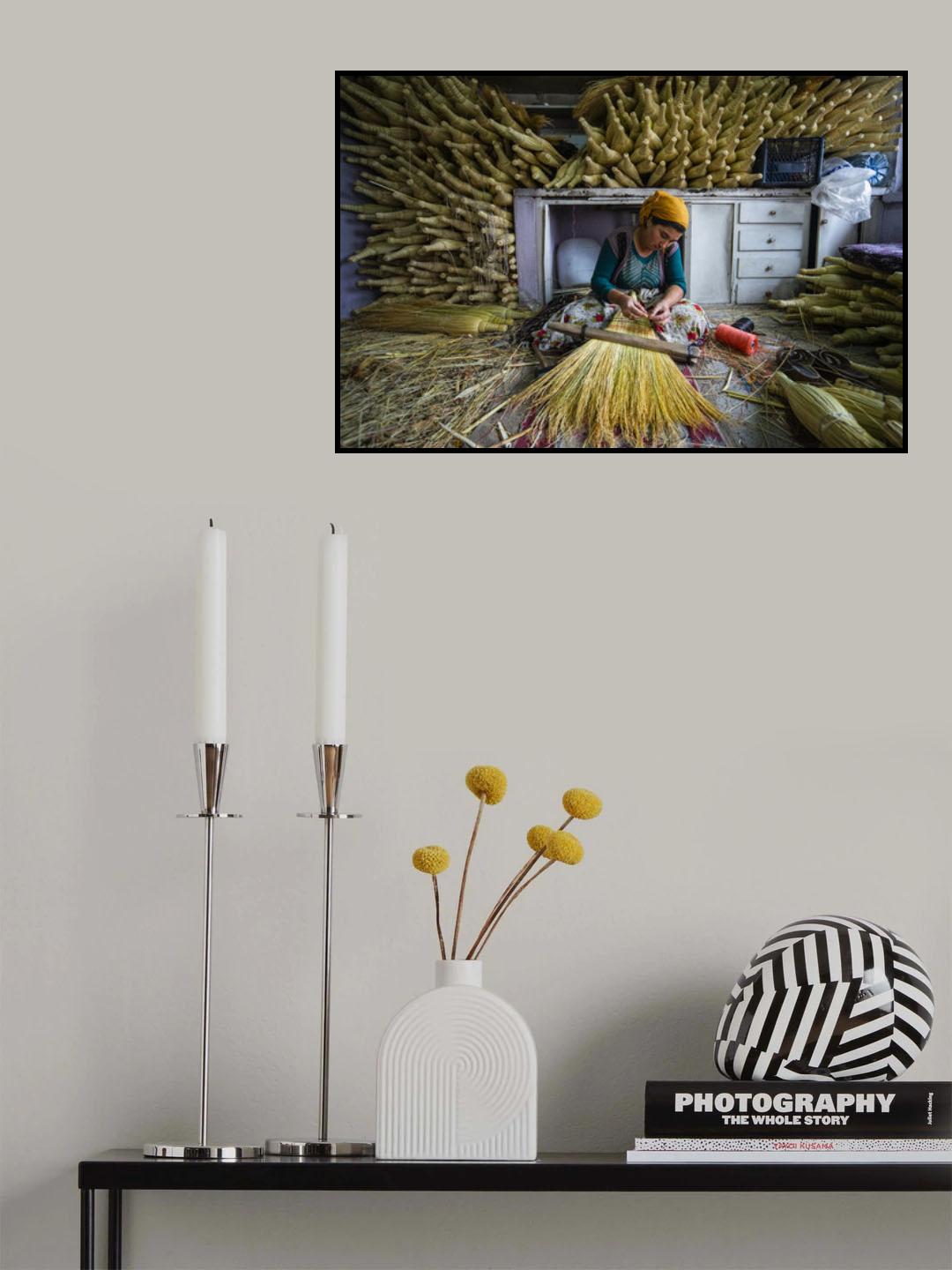 Woman at Work I Poster och Canvastavla