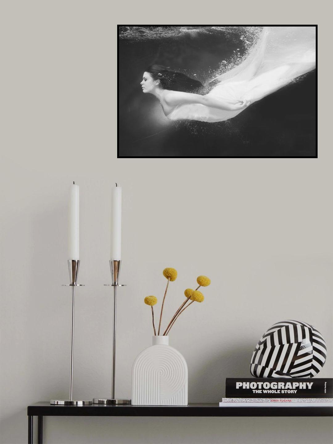 Yanika with white Poster och Canvastavla