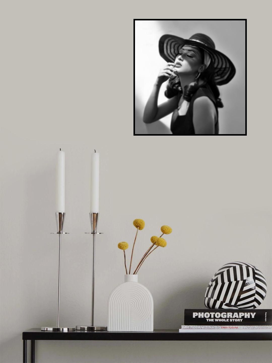 Girl with Shadows Poster och Canvastavla