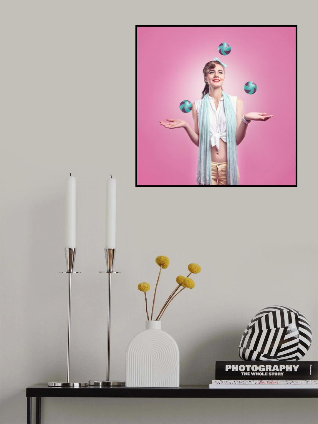 Three balls and a lady Poster och Canvastavla