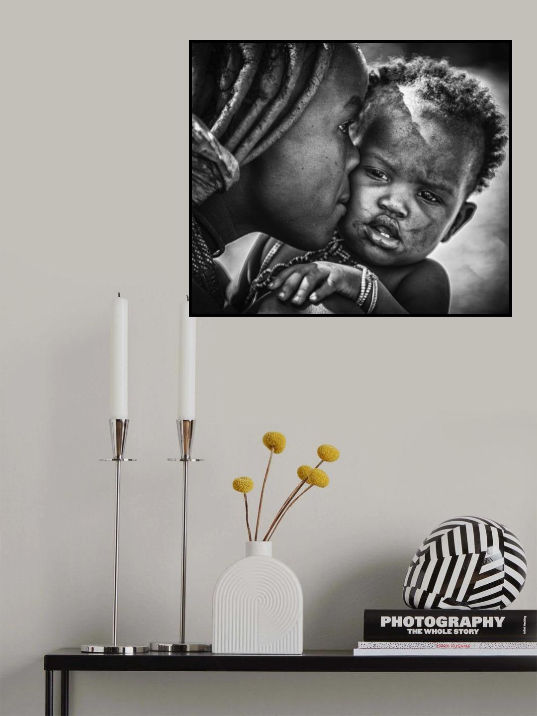 kiss from beautiful himba mom Poster och Canvastavla