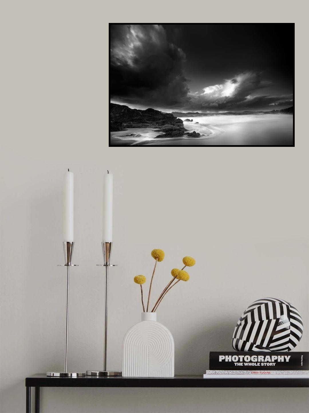 The storm is approaching. Poster och Canvastavla