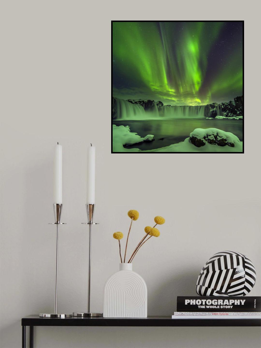 Northern light over Godafoss Poster och Canvastavla