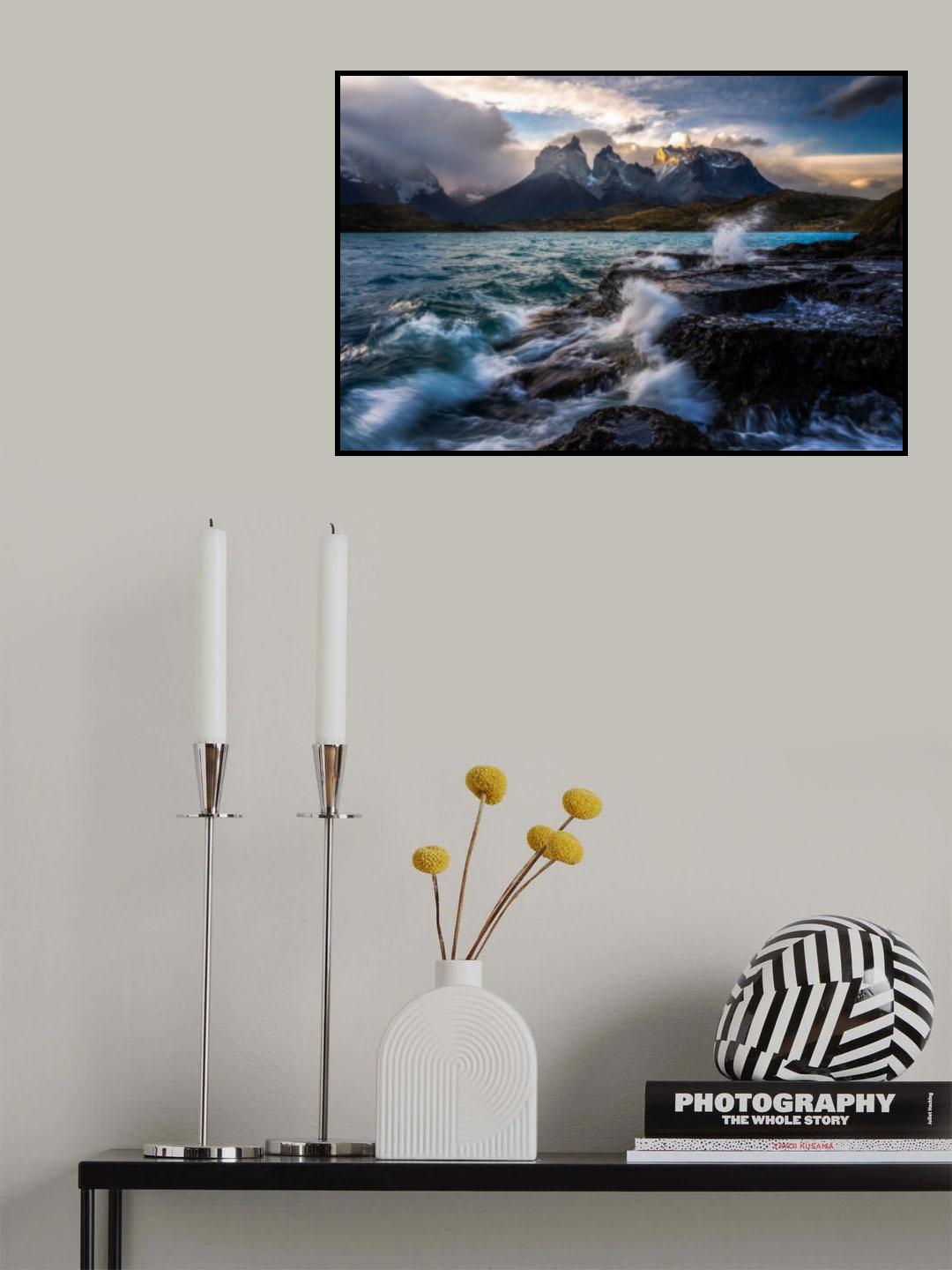 Furor in the Lake Poster och Canvastavla
