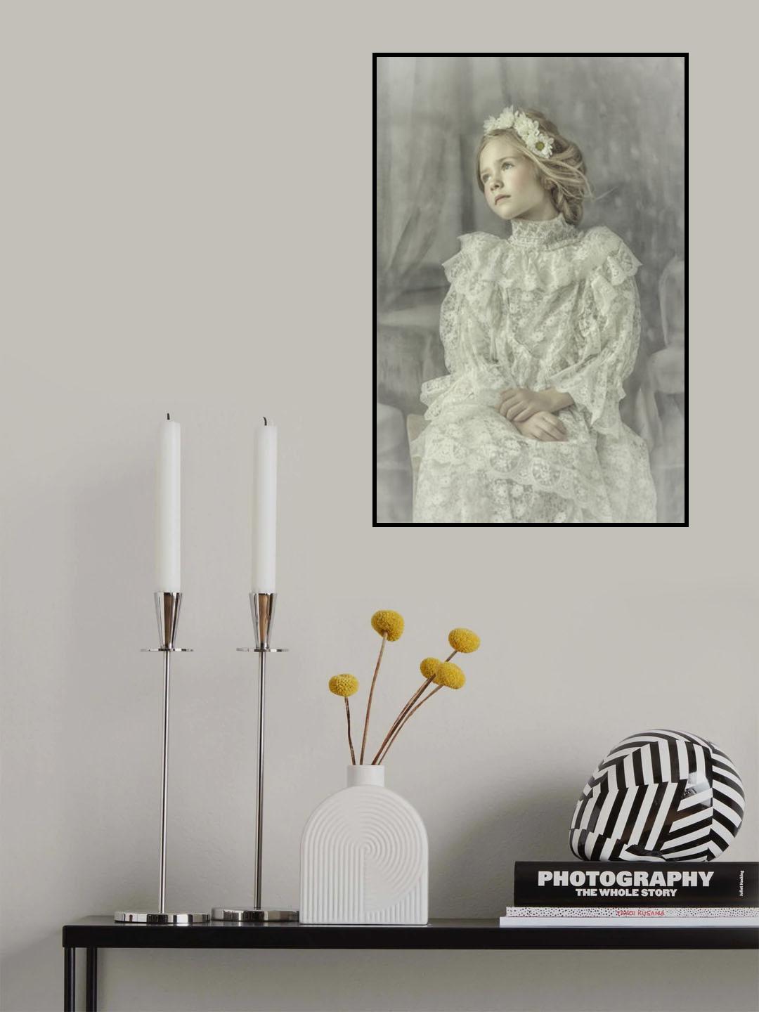 Young girl dreaming Poster och Canvastavla