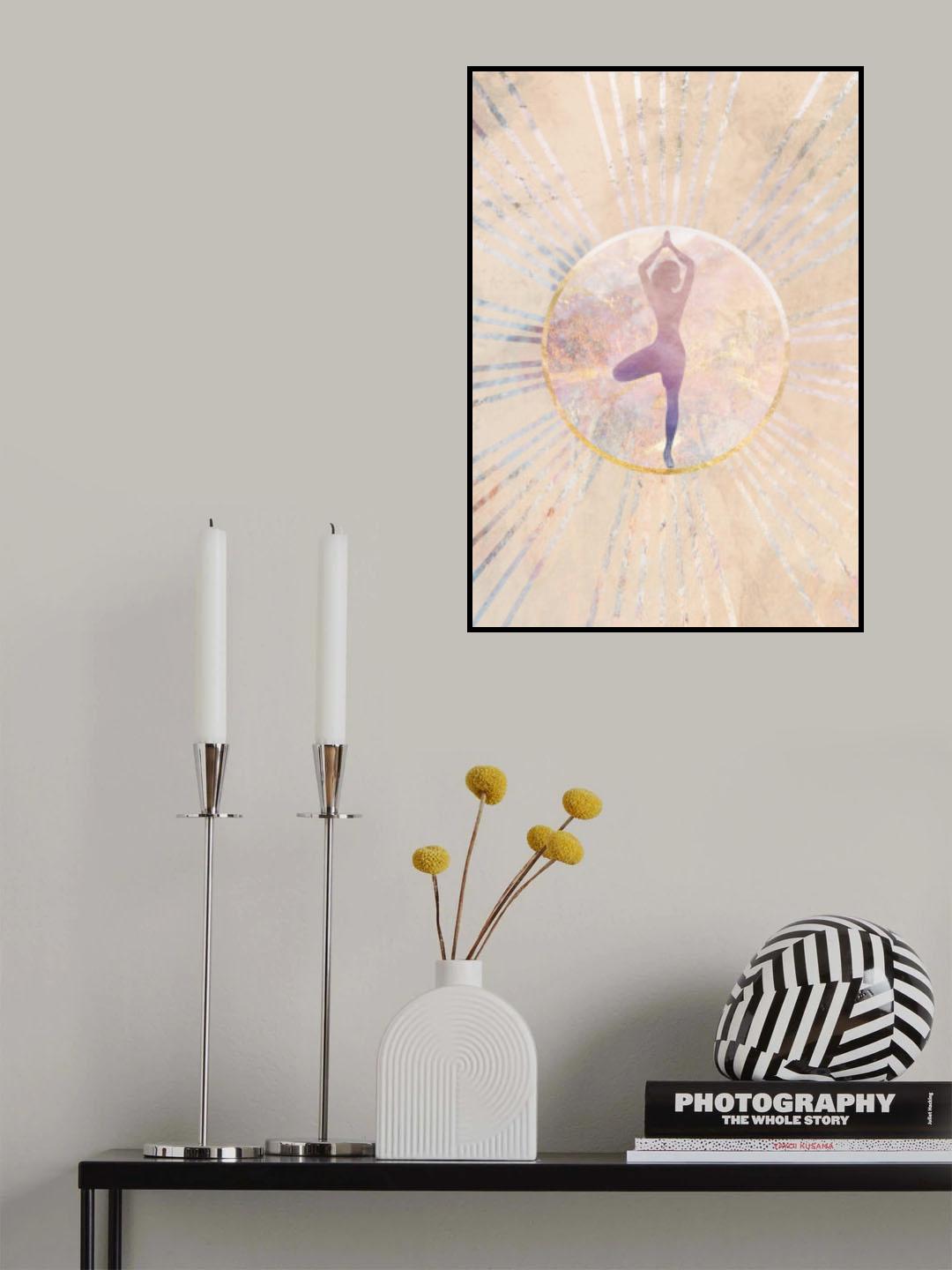 Beige Yoga Sun Rays Poster och Canvastavla