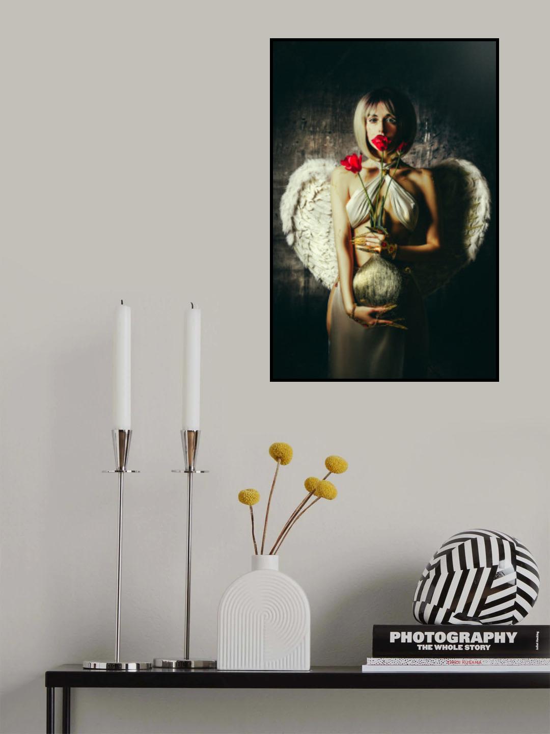 Lips of a Tulip Poster och Canvastavla