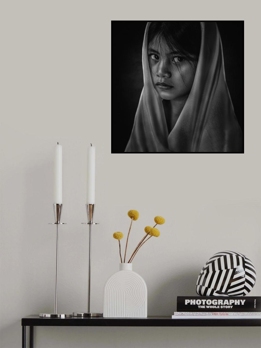 ALYA Poster och Canvastavla