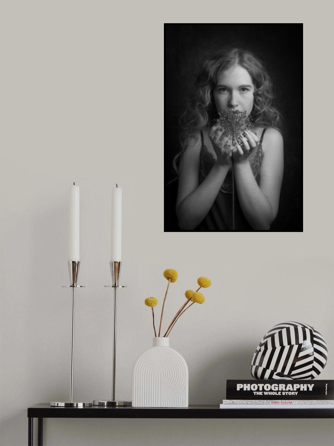 in my hands Poster och Canvastavla