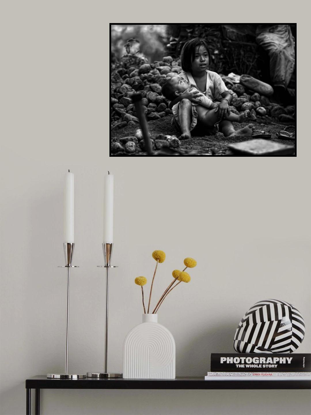 Menjaga Adik Poster och Canvastavla