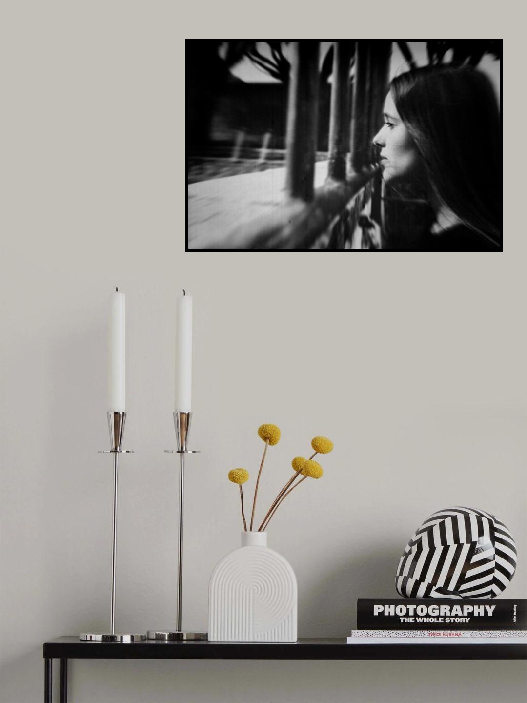 Half The World Away Poster och Canvastavla