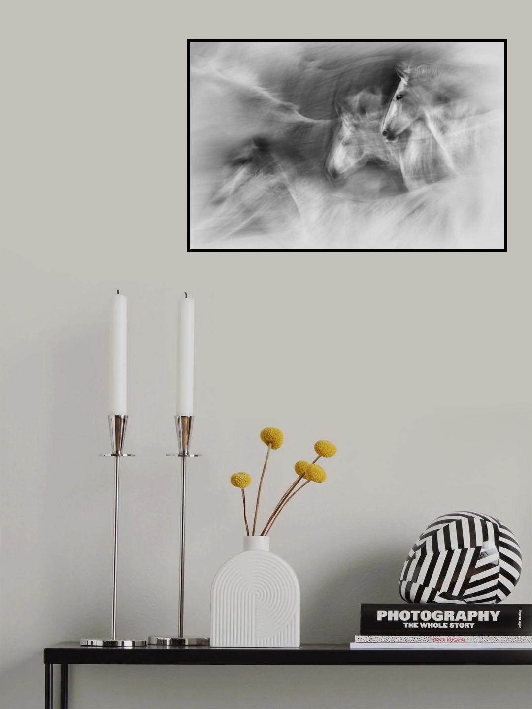In motion Poster och Canvastavla