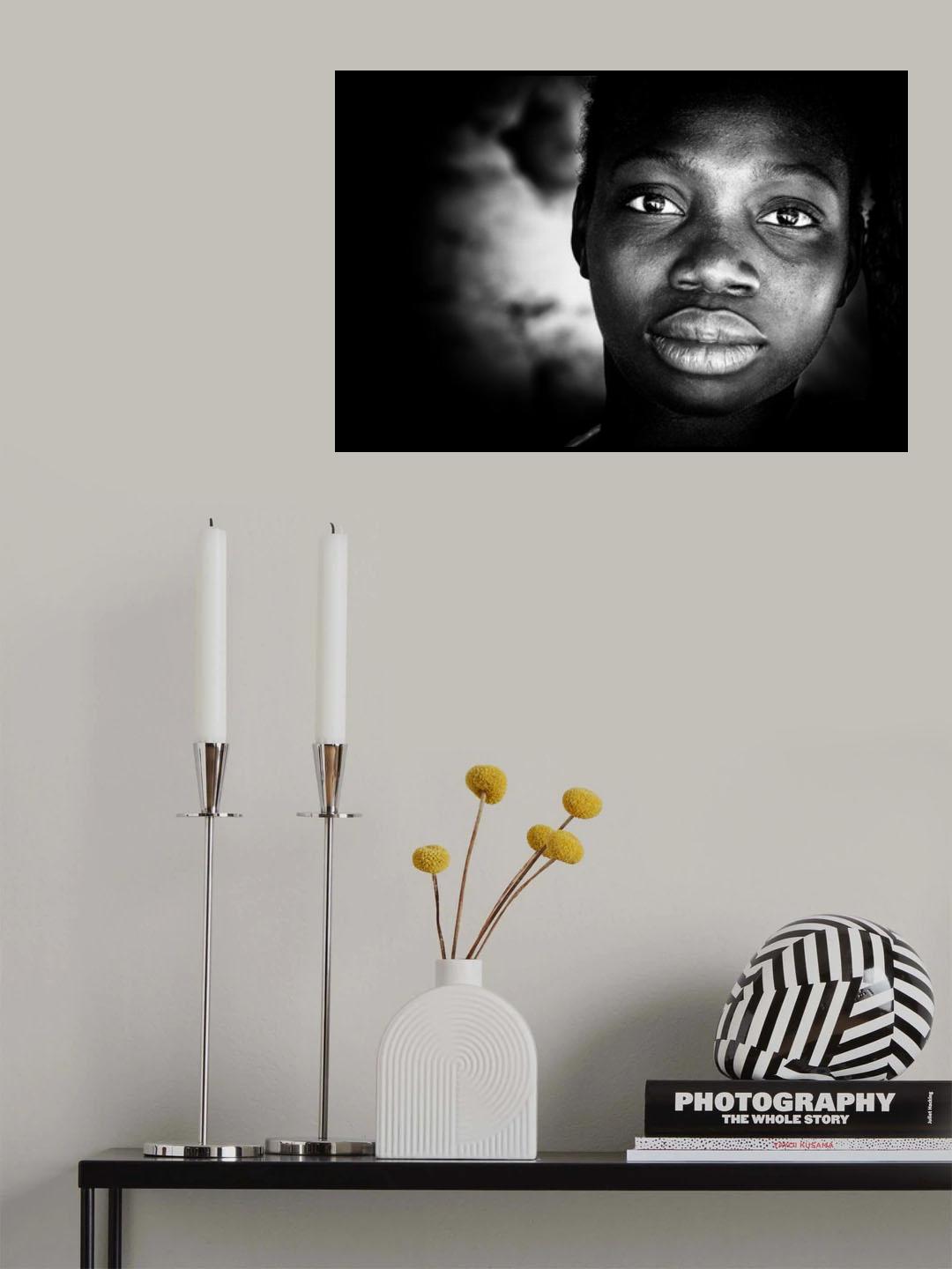 the strength of a woman's gaze Poster och Canvastavla