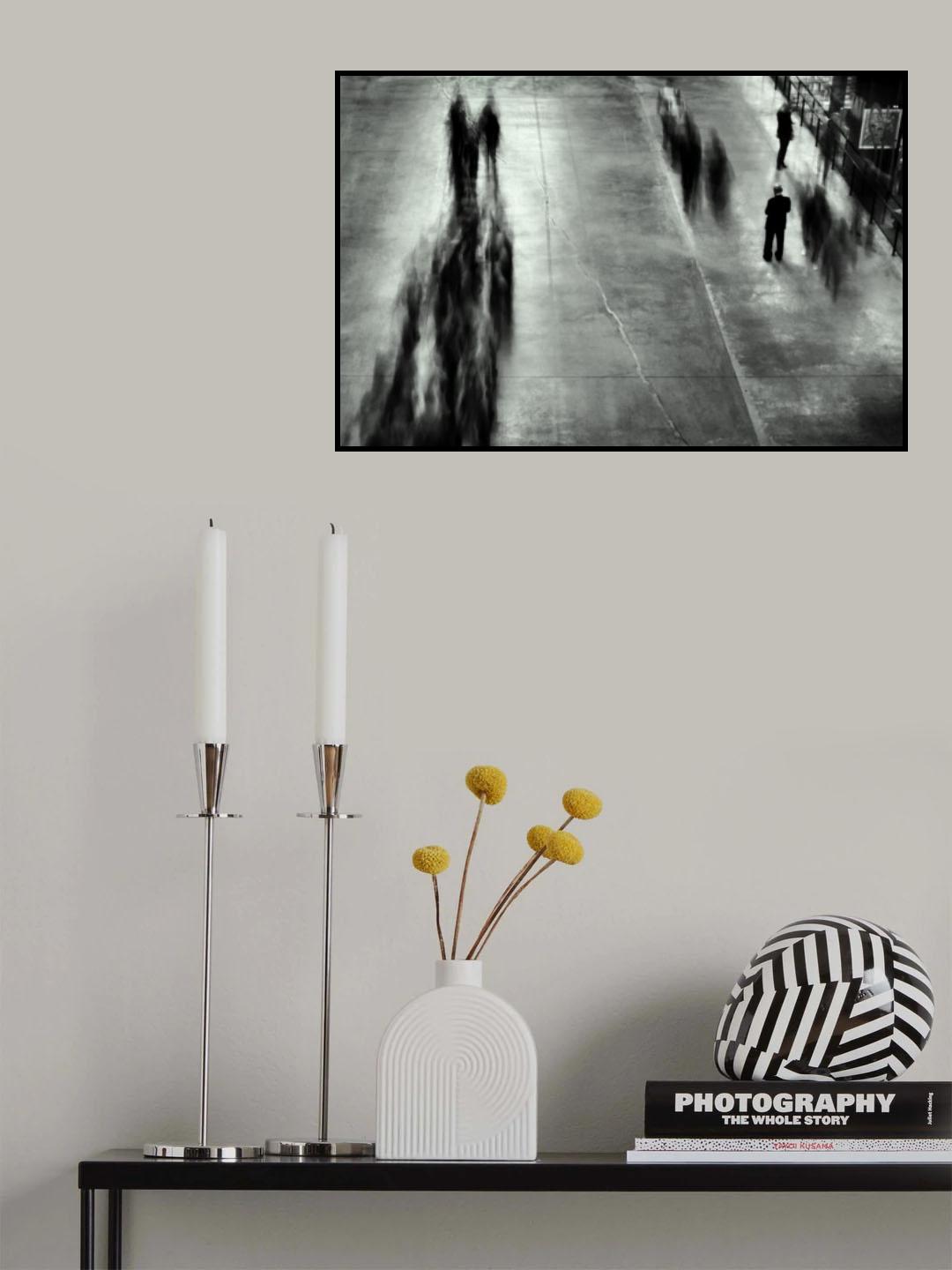Alone in a crowd Poster och Canvastavla