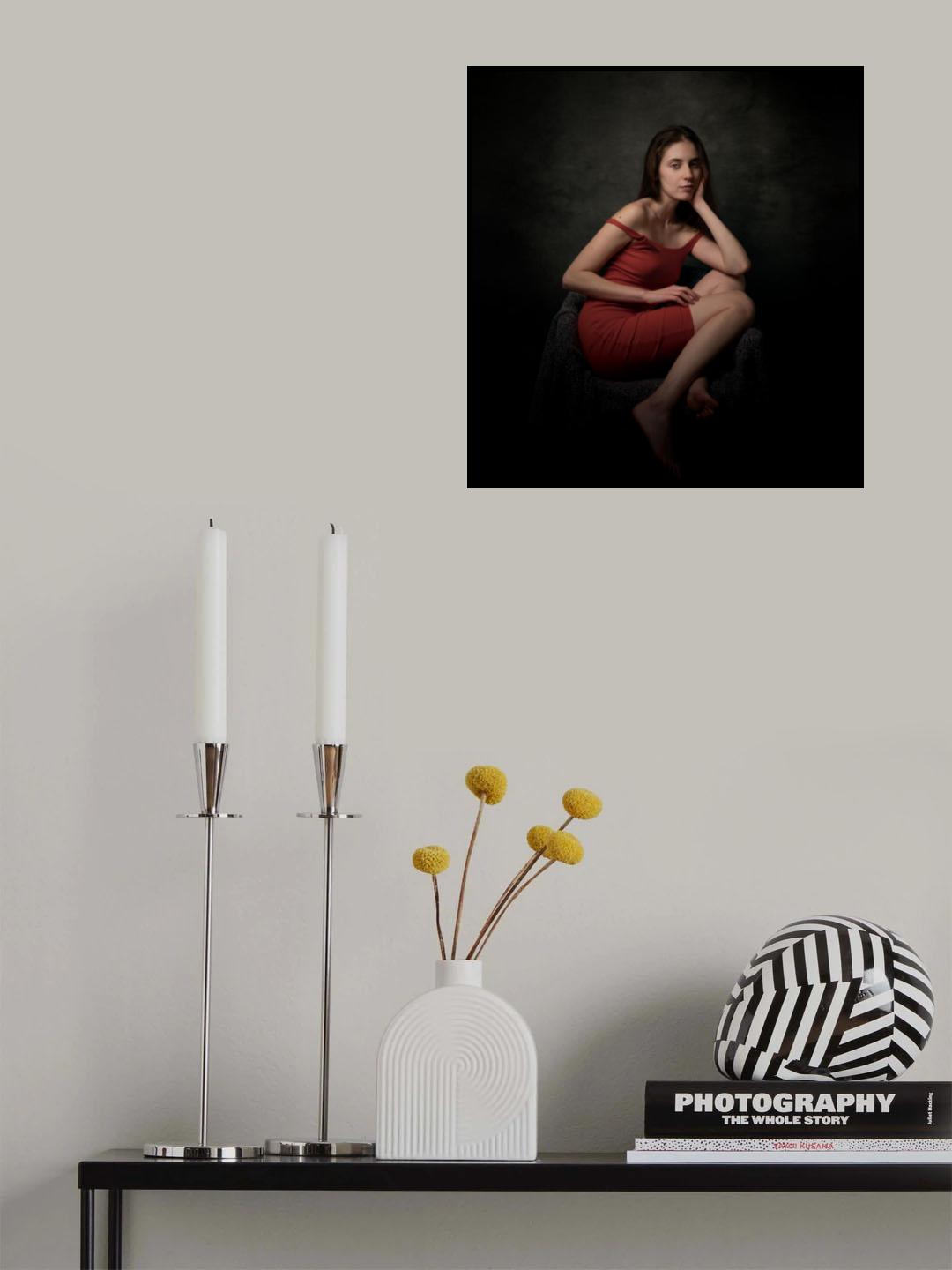 Mary in red Poster och Canvastavla