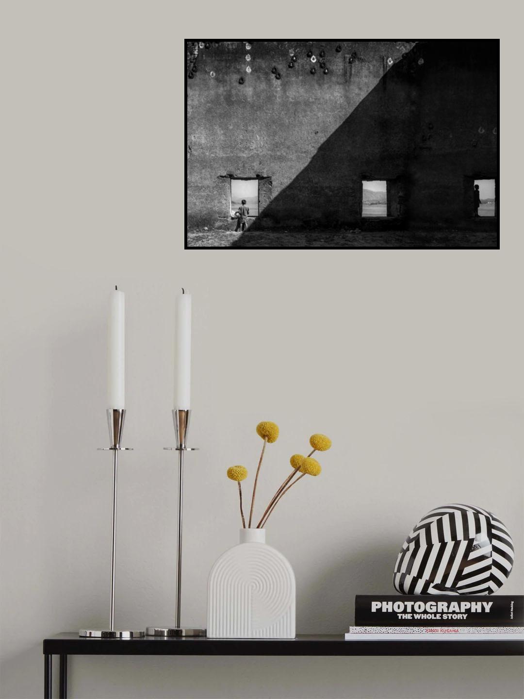 On the old wall Poster och Canvastavla