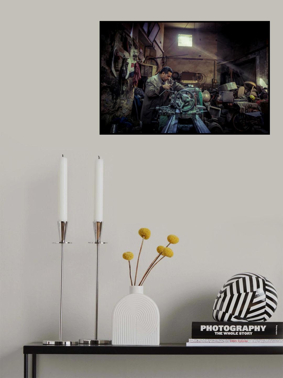 The Worker Poster och Canvastavla