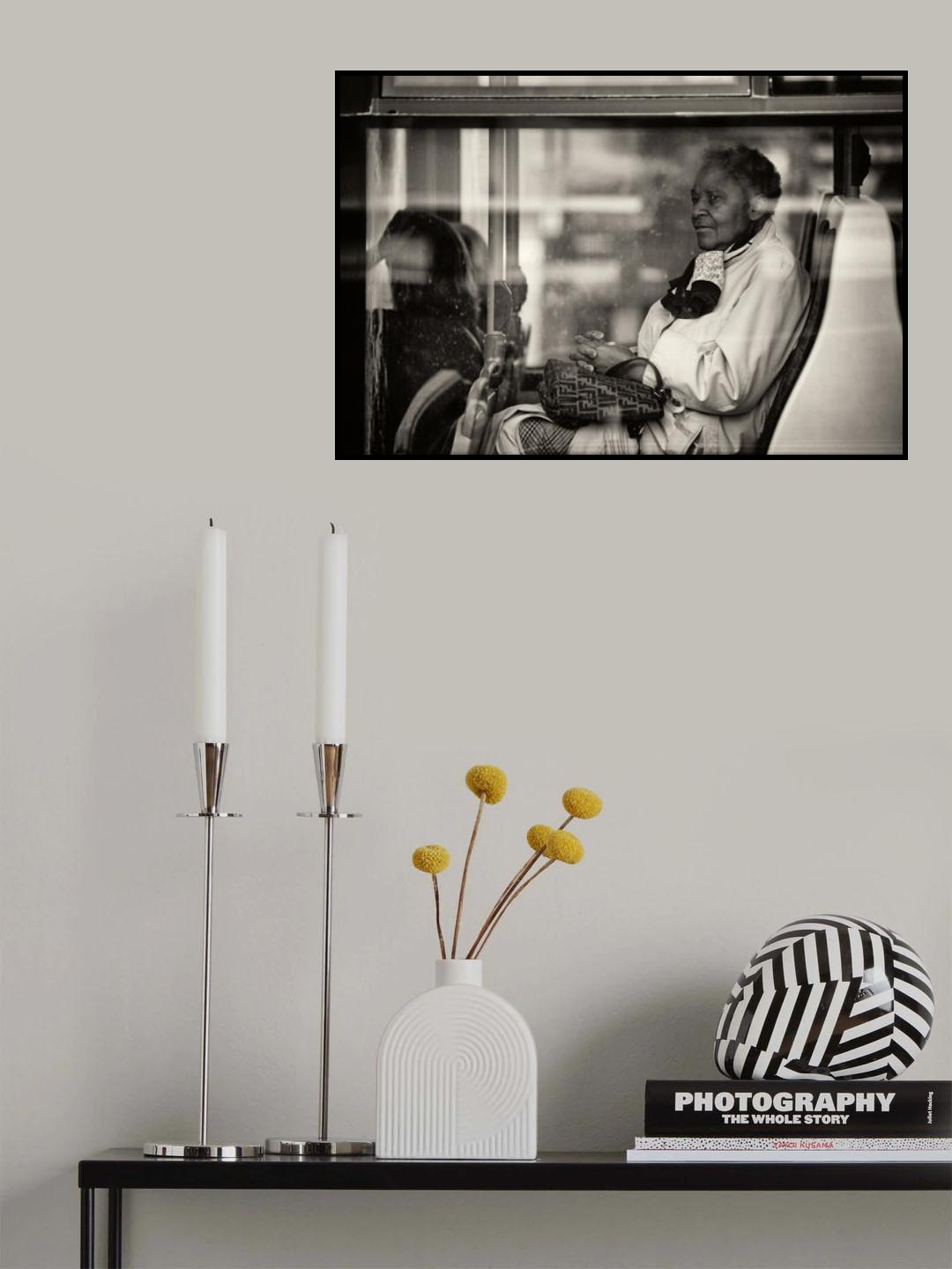Lady with white coat Poster och Canvastavla