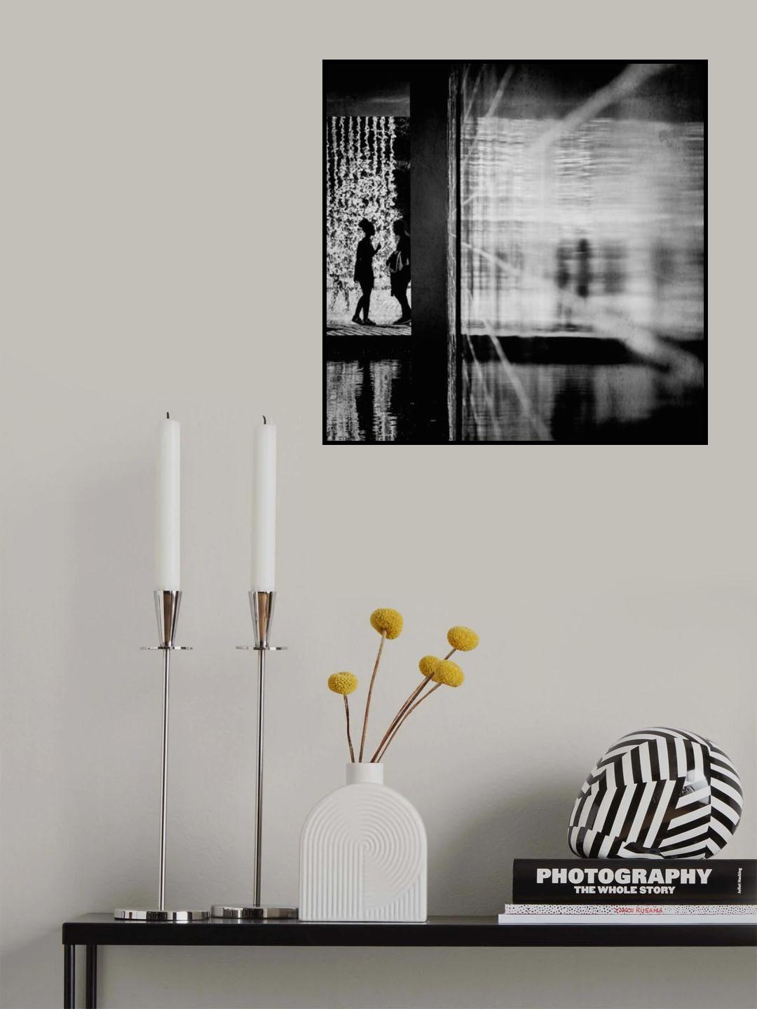 Close Watch Poster och Canvastavla