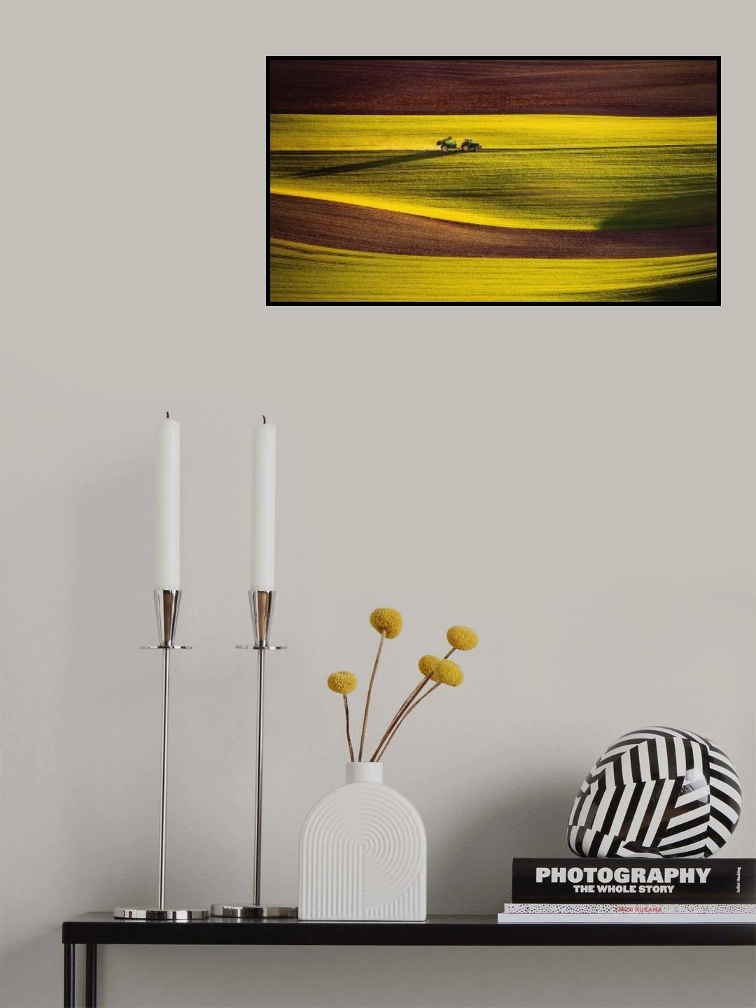 Trackor in the field Poster och Canvastavla