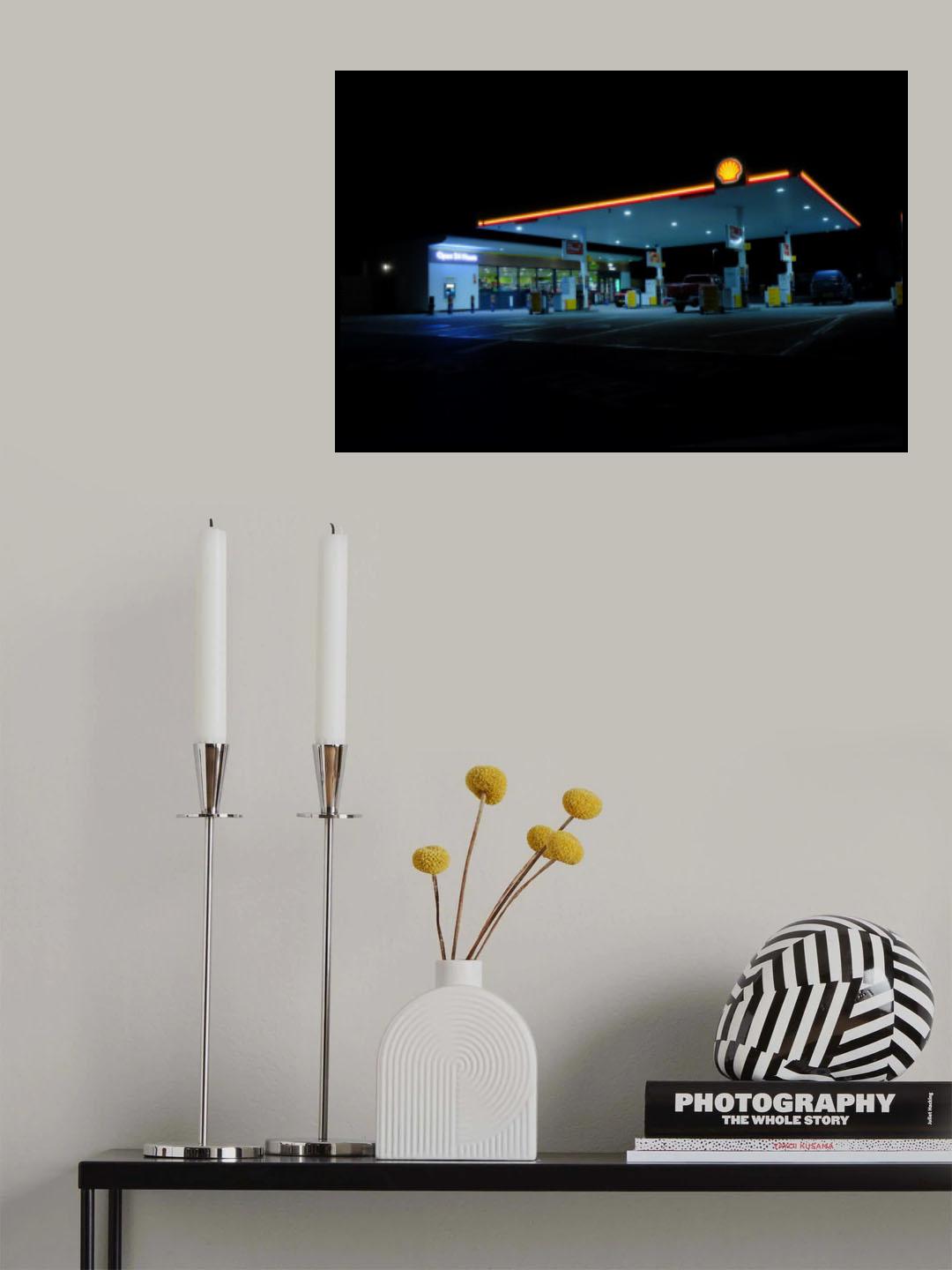 Busy Petrol station Poster och Canvastavla