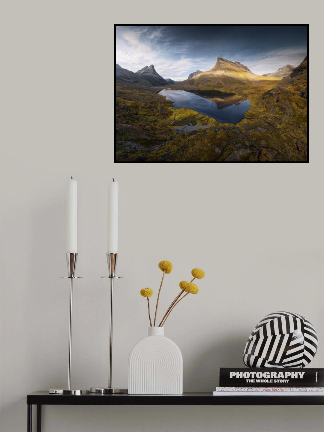 Una montaña dibujada. Poster och Canvastavla
