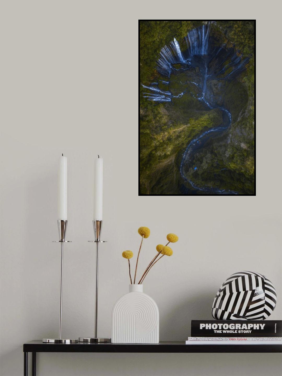 Vertical waterfall Poster och Canvastavla