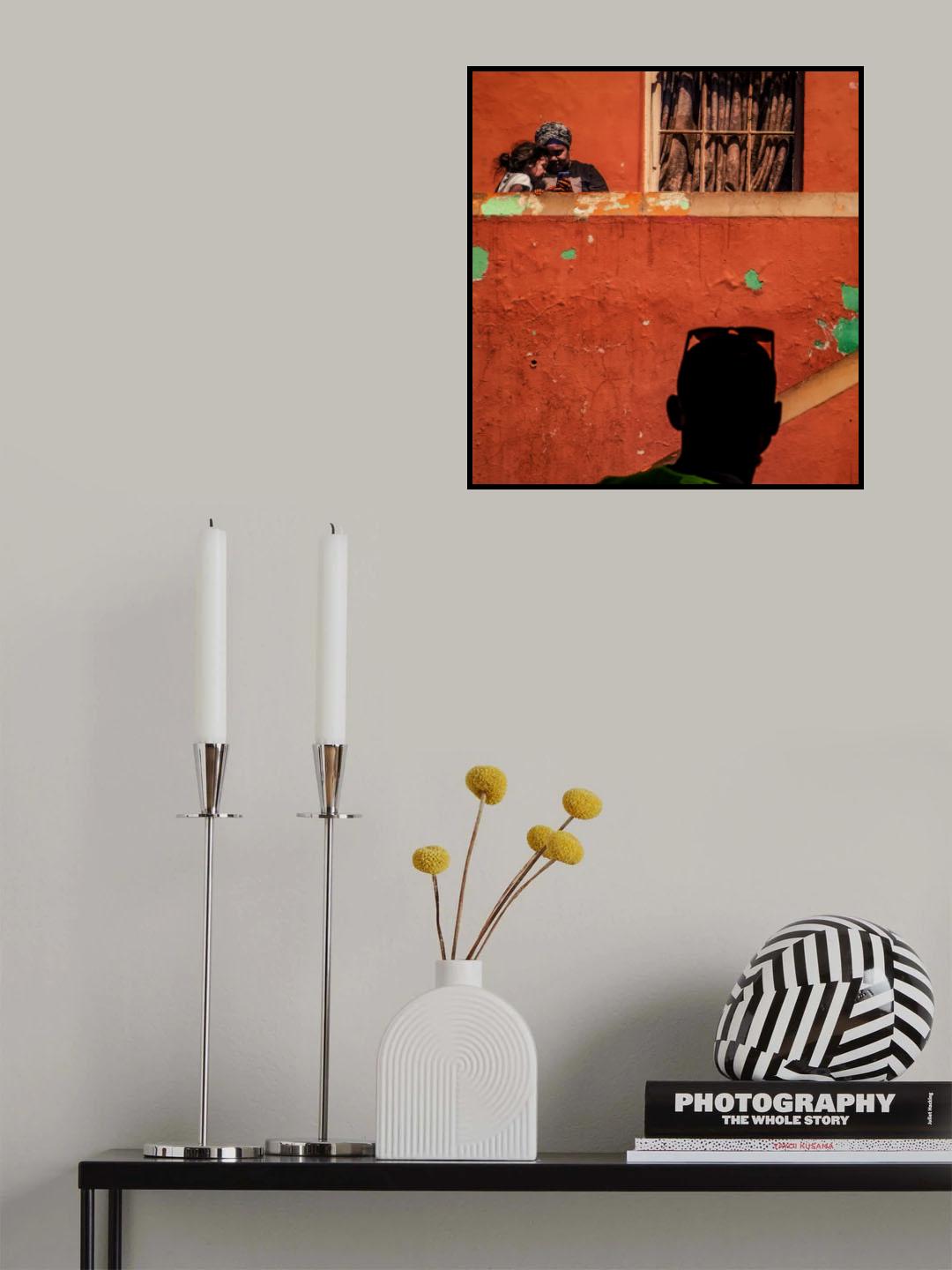 Red Facade Poster och Canvastavla