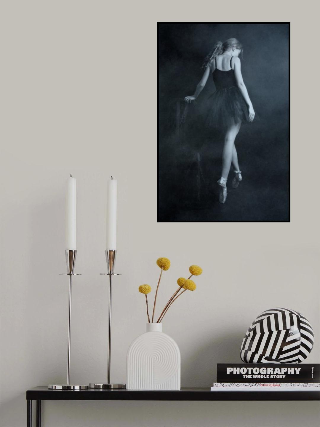 on tip toes Poster och Canvastavla