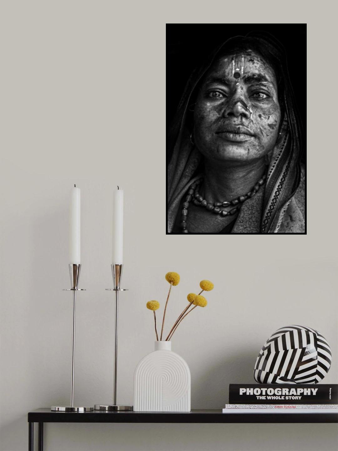 LOOKING AT Poster och Canvastavla