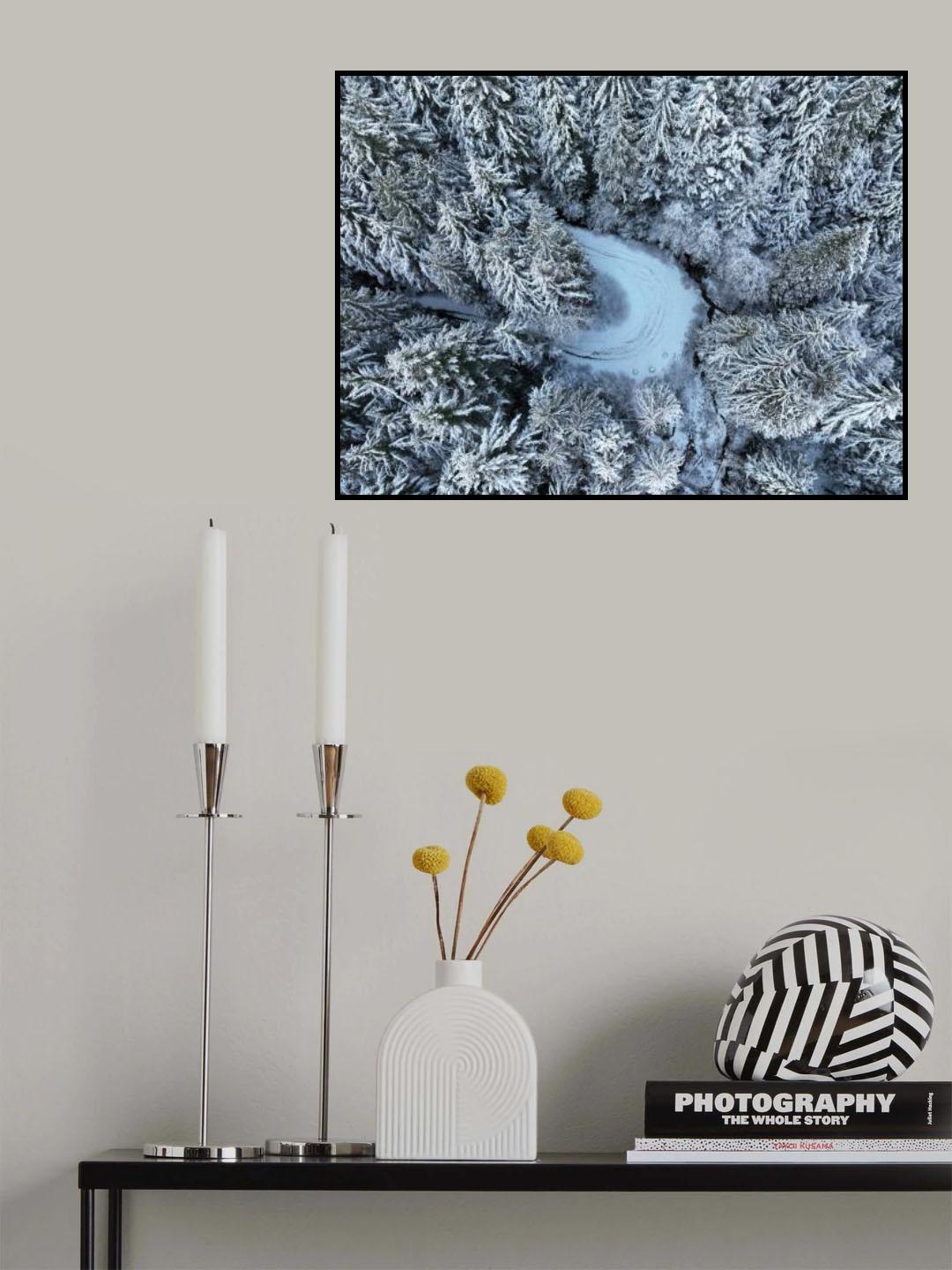 Snow on the way Poster och Canvastavla