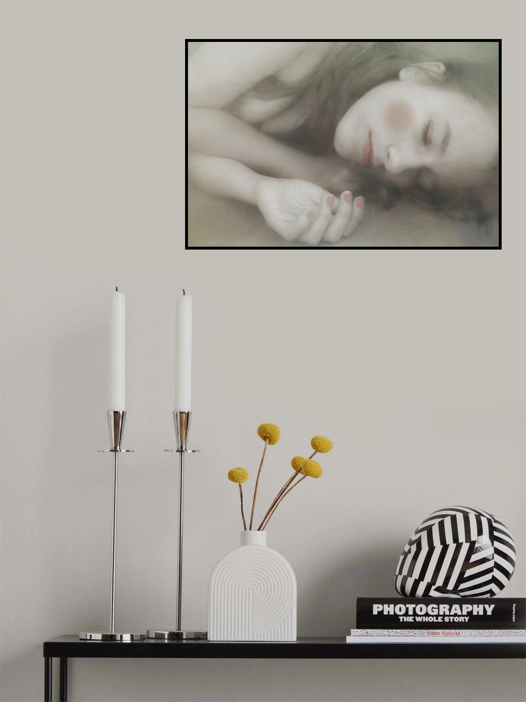 Sleeping doll Poster och Canvastavla