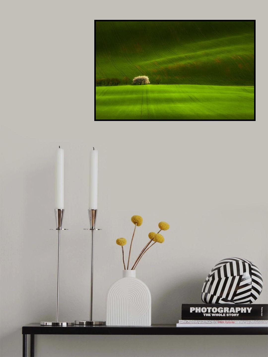 Tsunami Hill Poster och Canvastavla