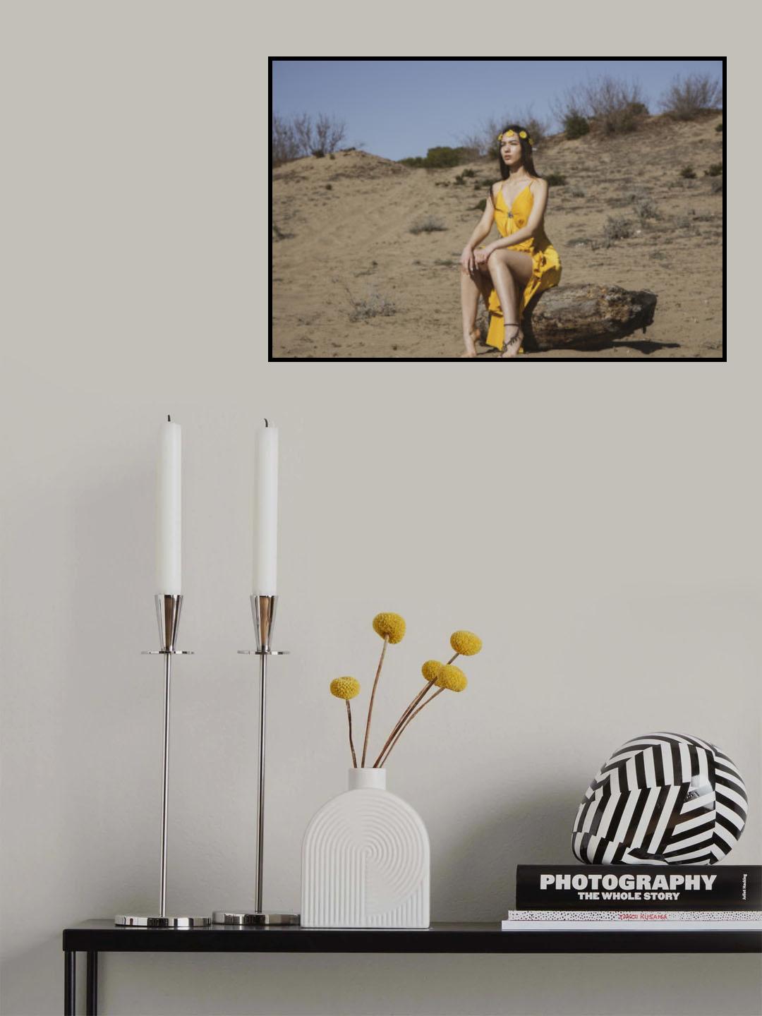 woman in yellow dress Poster och Canvastavla