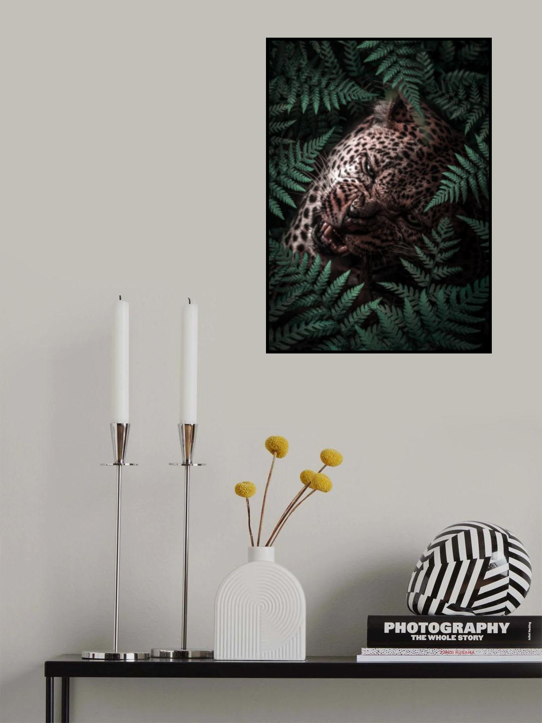 Leopard In Ferns Poster och Canvastavla