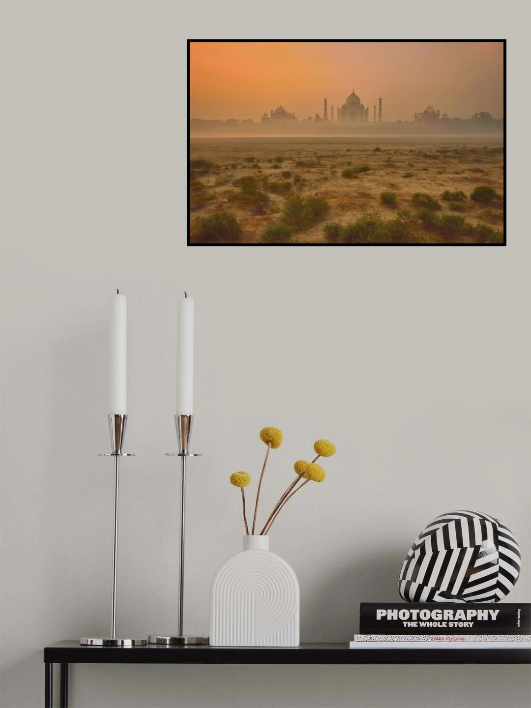 Taj Mahal at Dusk Poster och Canvastavla