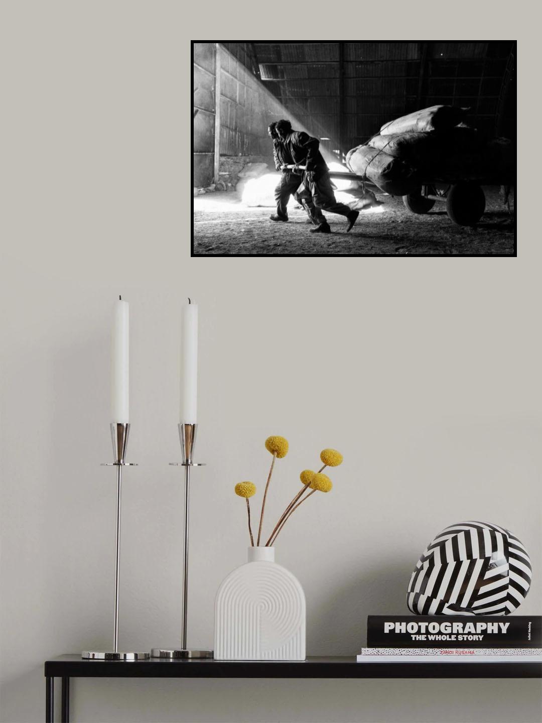 Heavy load Poster och Canvastavla