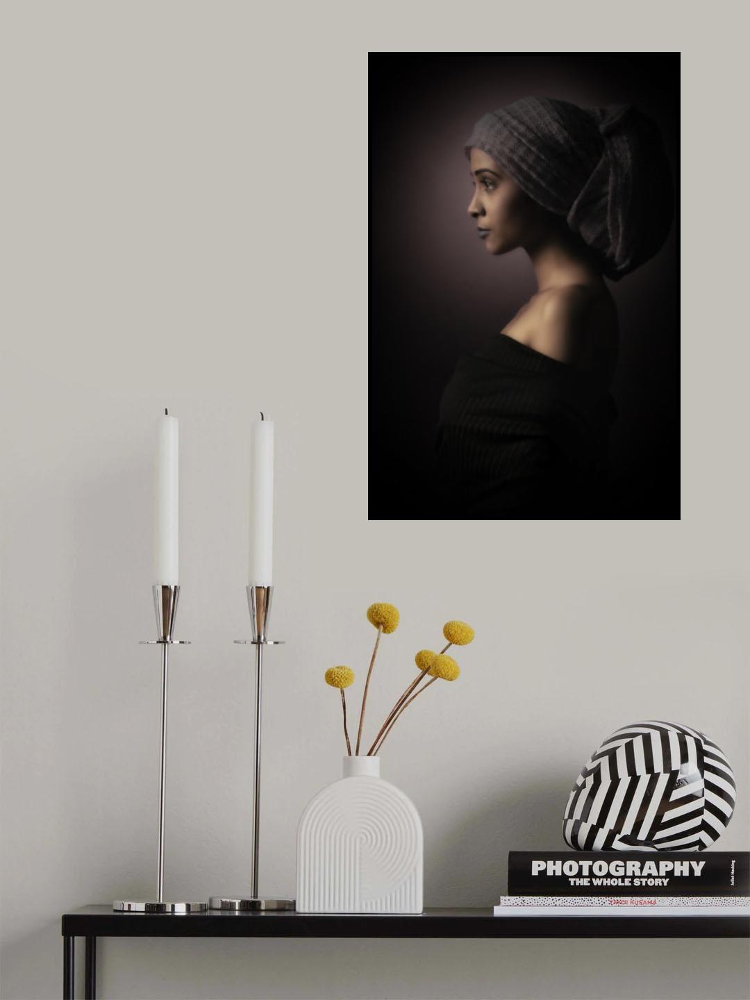 PORTRAIT OF A SIMPLE GIRL Poster och Canvastavla