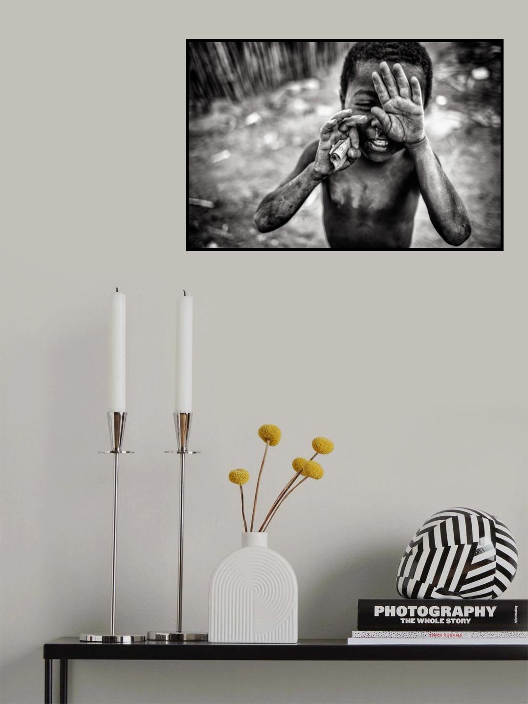 Shy smile Poster och Canvastavla