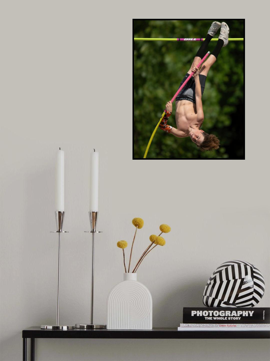 The Intrepid Pole Vaulter Poster och Canvastavla