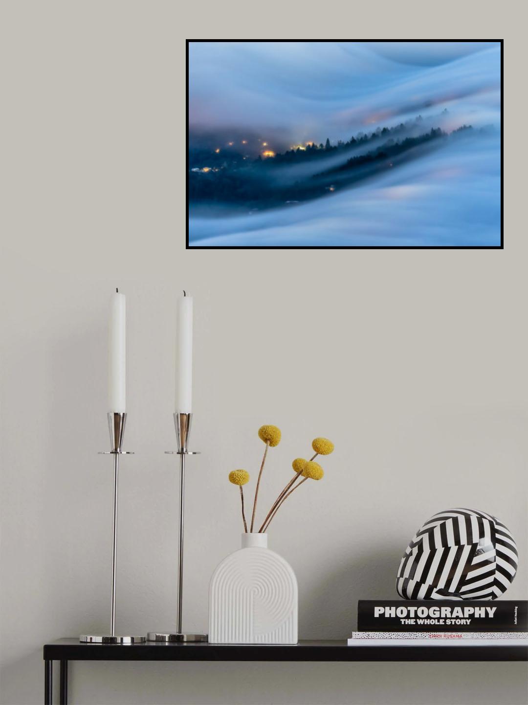 Flowing Clouds over the Valley Poster och Canvastavla