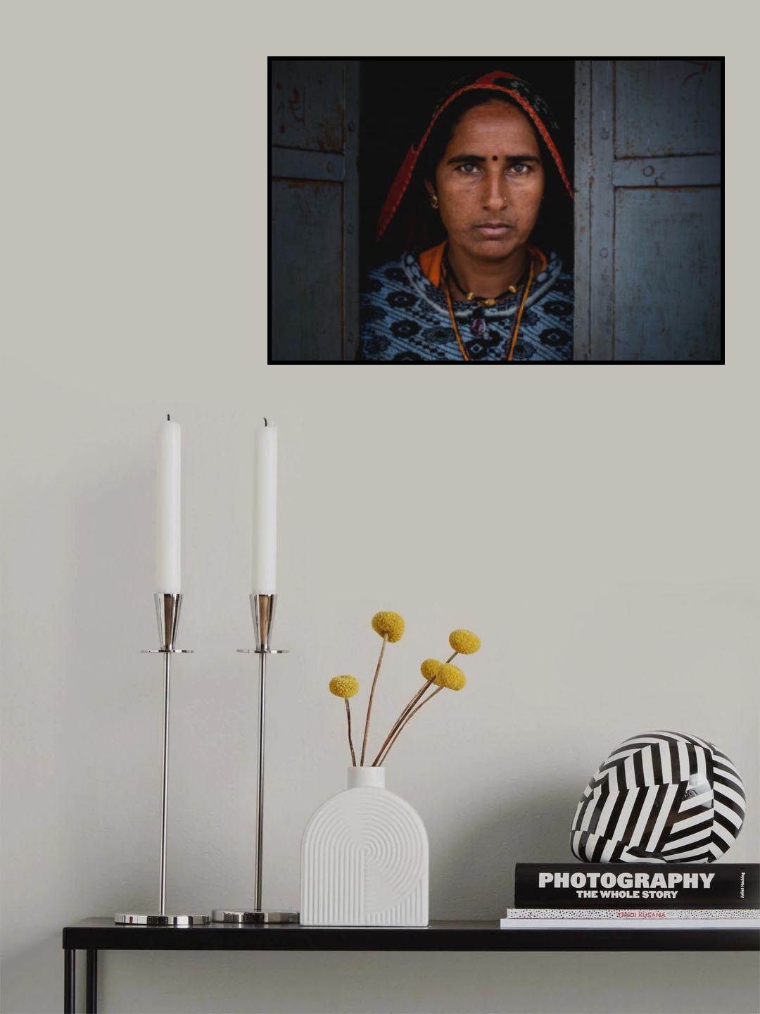 Door And Woman Poster och Canvastavla