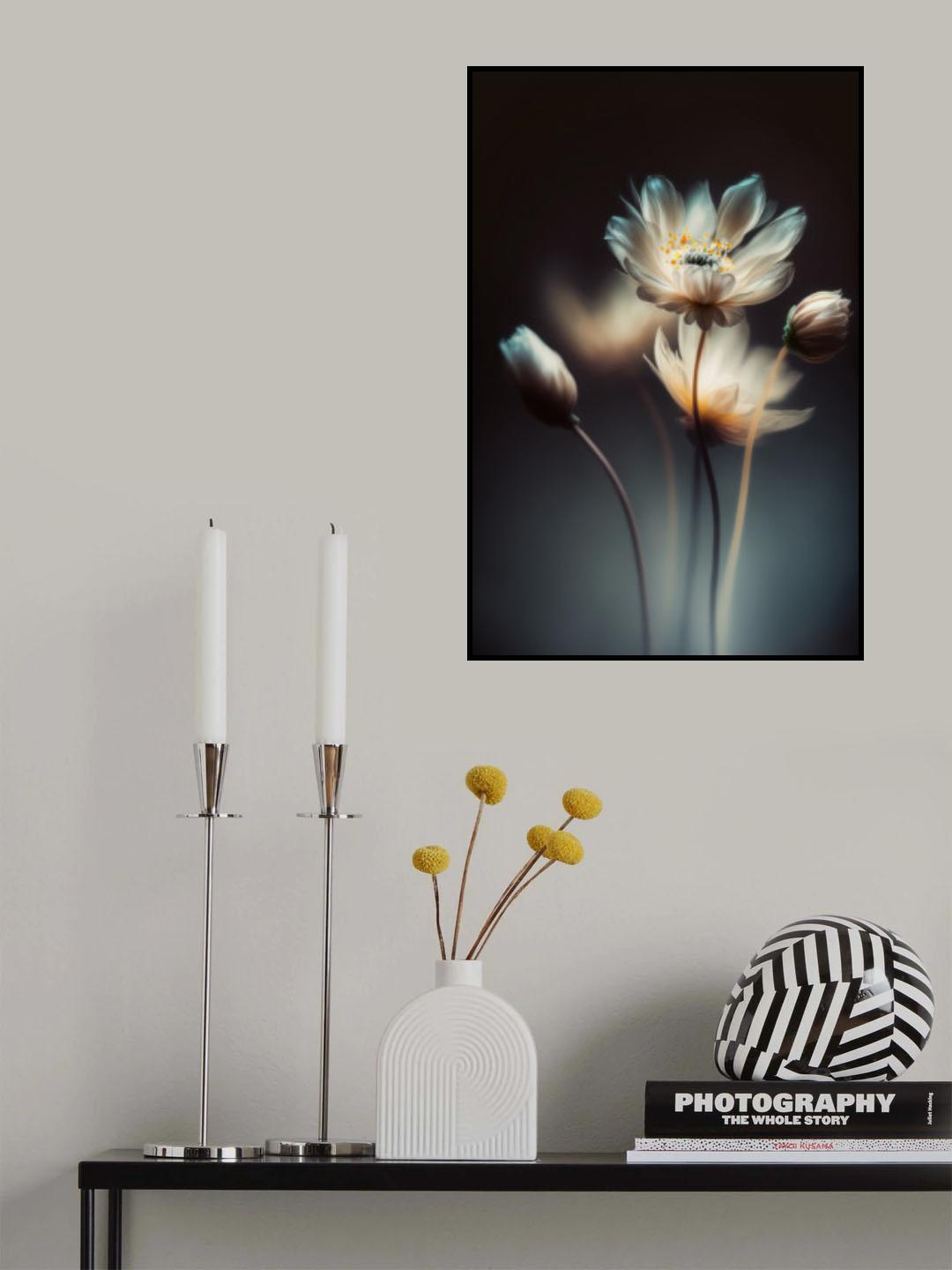 Growing At Night Poster och Canvastavla
