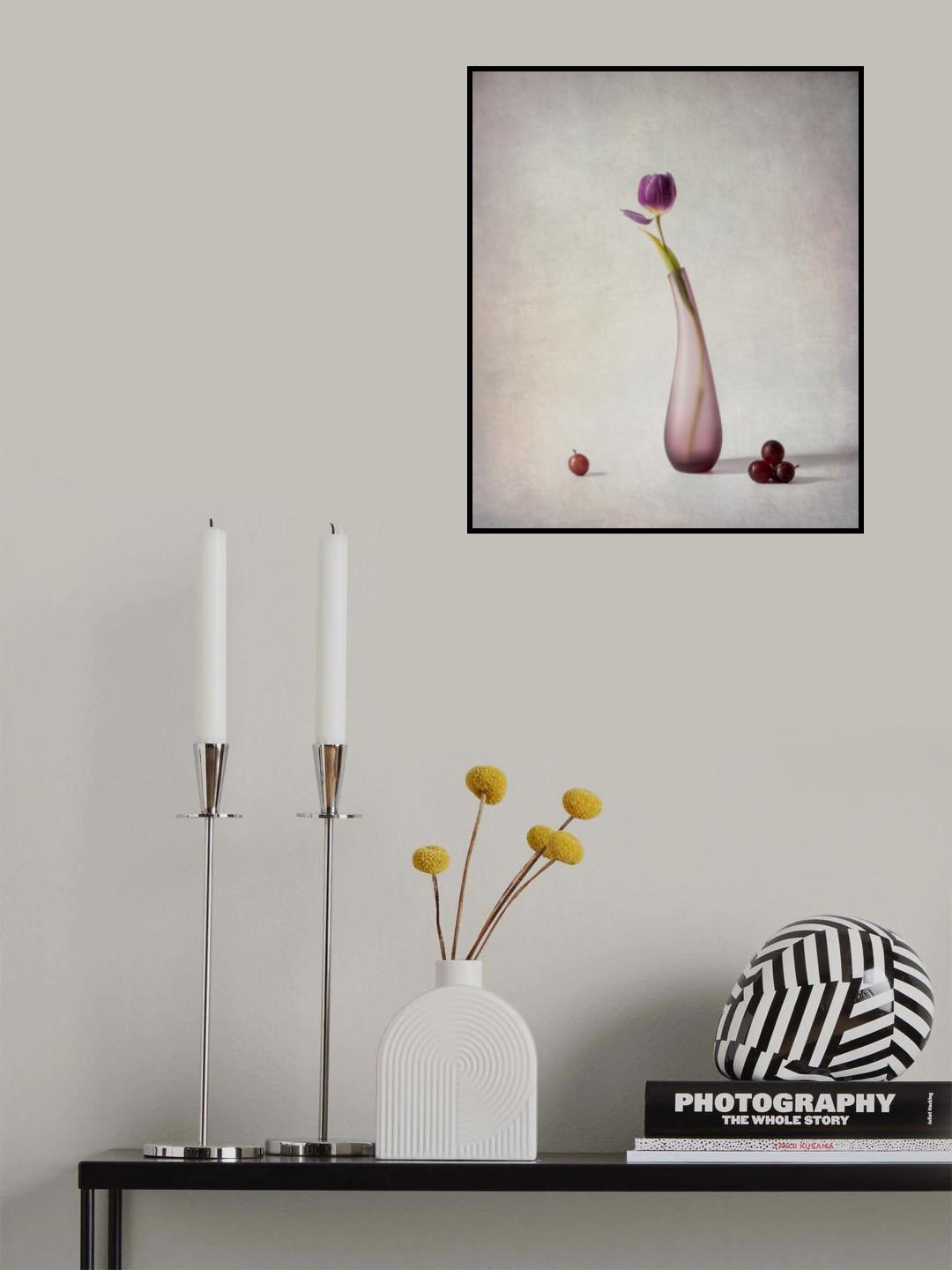 Tulip and Grapes Poster och Canvastavla