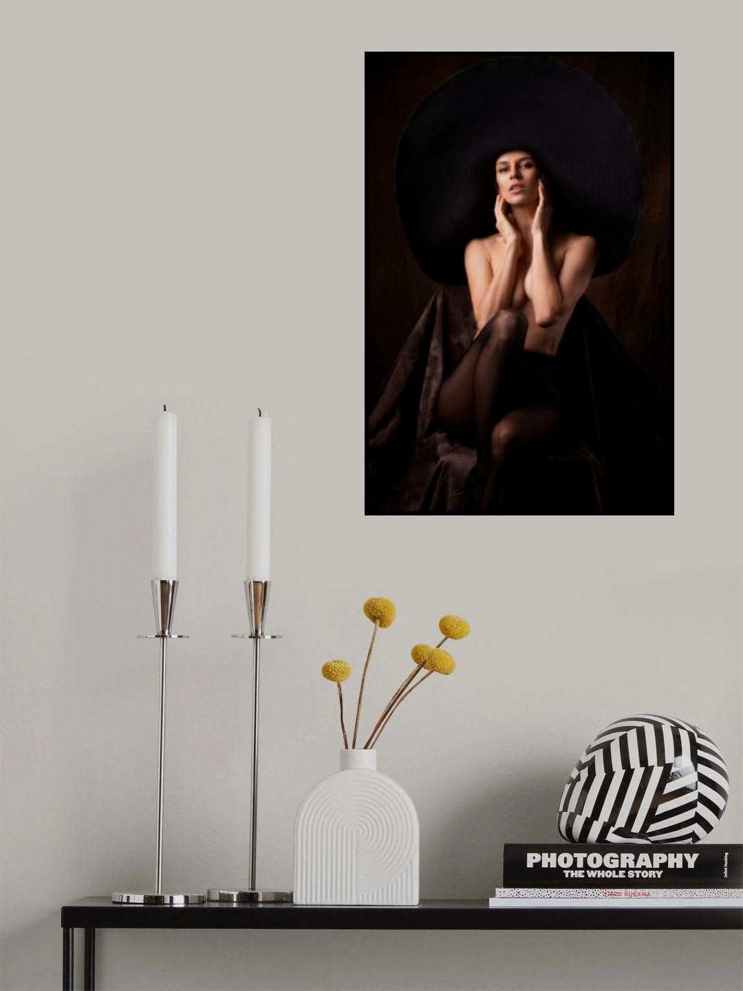 Woman with hat Poster och Canvastavla