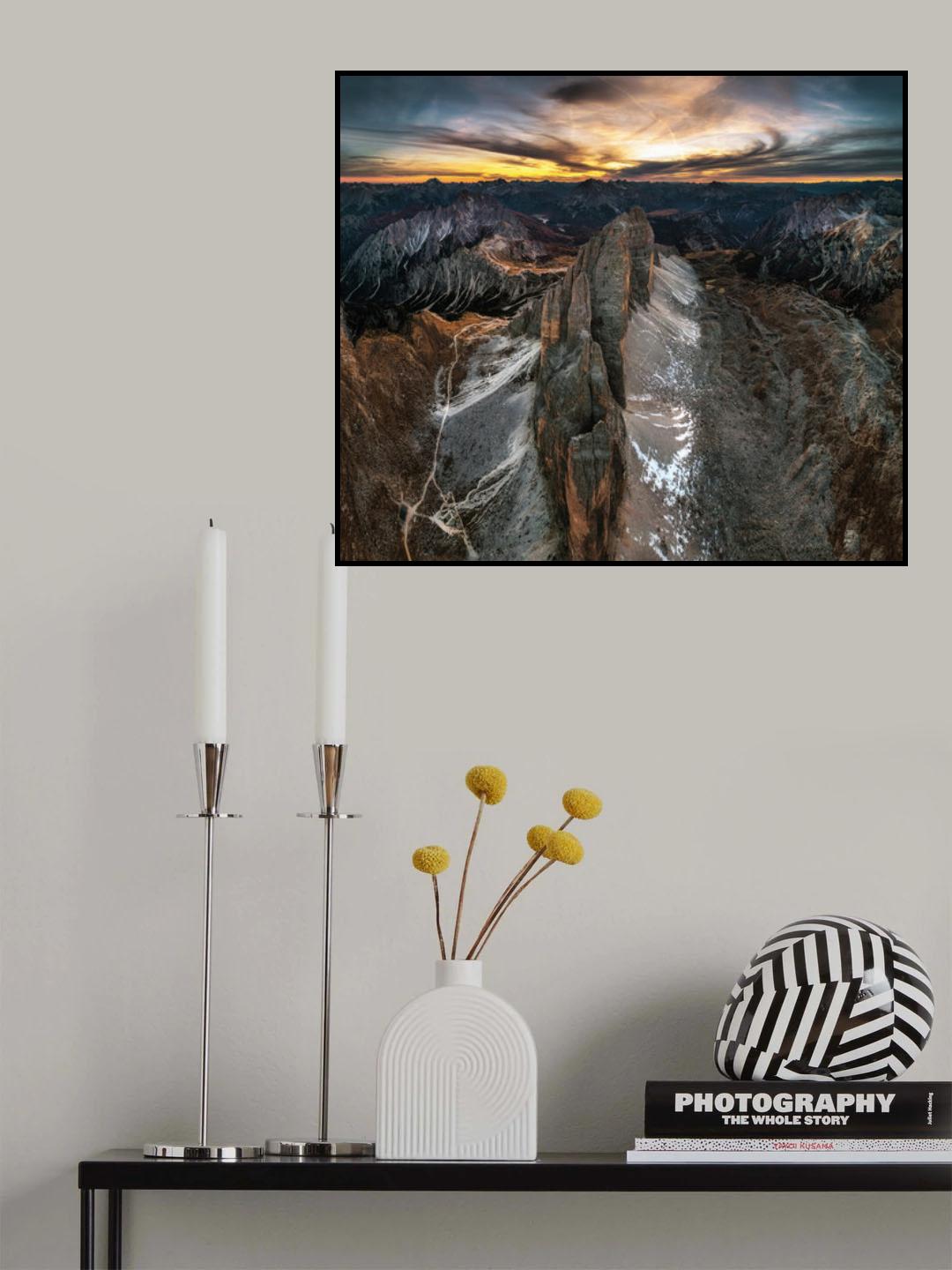 Resting Dragon Poster och Canvastavla