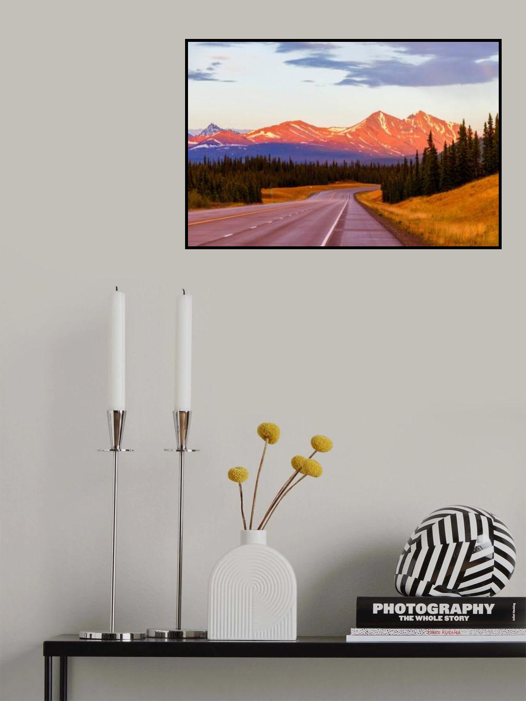 Midnight Sunset in Alaska Poster och Canvastavla